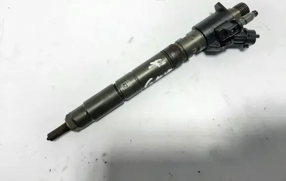 Volvo XC60 Fuel injector 31272690