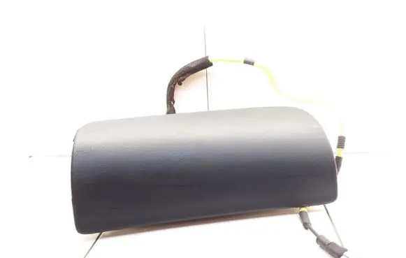 Passenger airbag