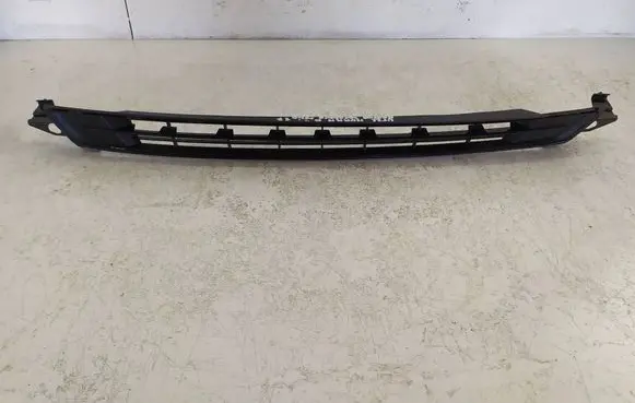 Opel Mokka B Front bumper lower grill 9835266280 091690