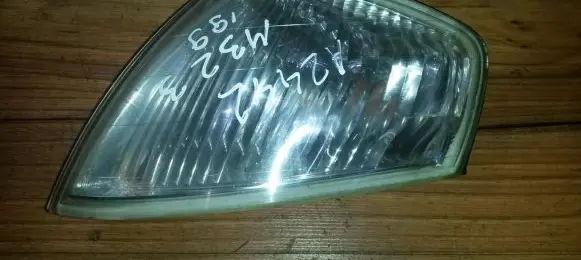 Mazda 323 F Front indicator light r4138 r4138l