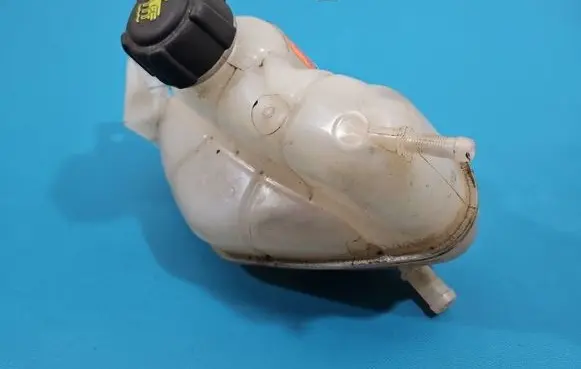Renault Kadjar Coolant expansion tank/reservoir IMPRK1547746