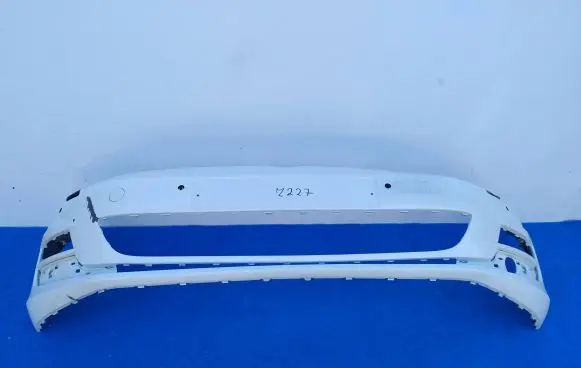 Volkswagen Golf VII Front bumper 5G0807221