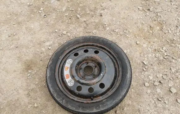 Jaguar XJ X308 R18 spare wheel T11585R18