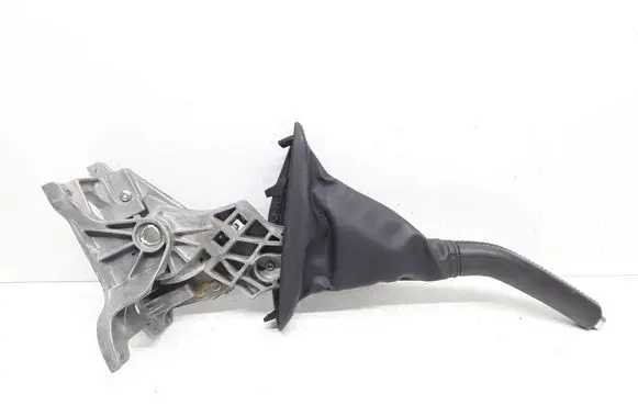 Volvo V40 Hand brake release handle 31381647
