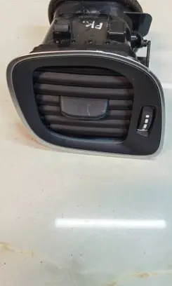 Volvo V40 Dashboard side air vent grill/cover trim 30791697