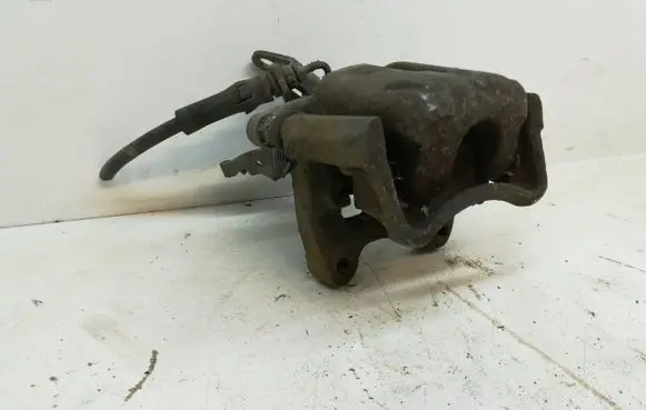 Skoda Superb B6 (3T) Rear brake caliper