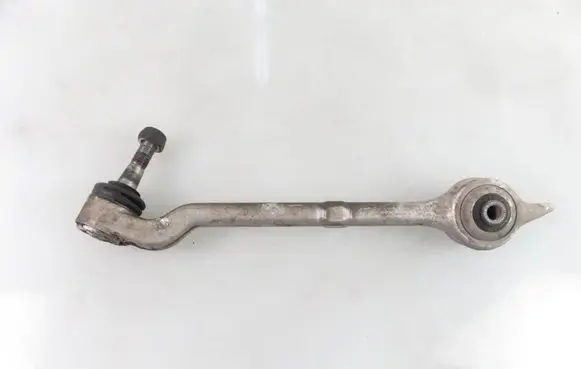 BMW 5 E39 Front upper control arm/wishbone 