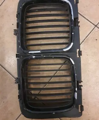 BMW 5 E34 Front grill 51131973825