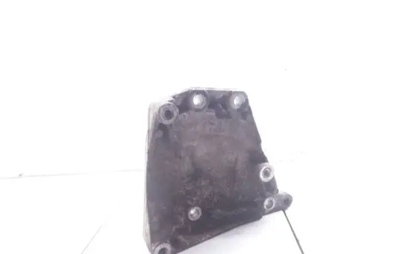 Opel Meriva A A/C compressor mount bracket 55188268
