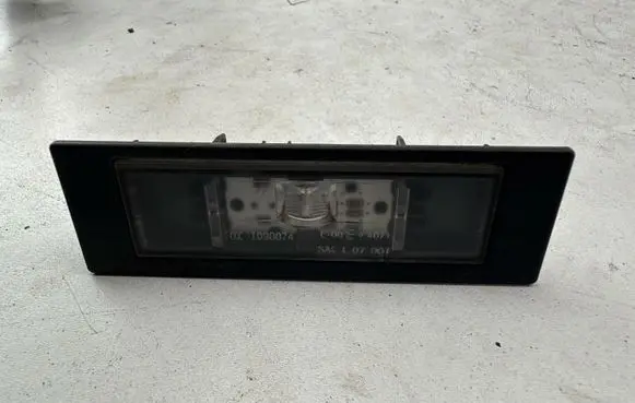 BMW 1 F20 F21 Number plate light 7493294