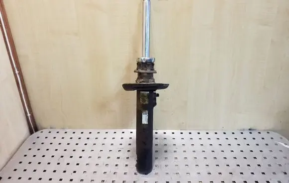 Volkswagen Golf Plus Front shock absorber/damper 1T0413031HN 1T0412015MG