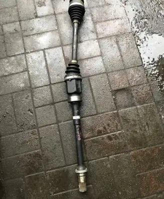 Mazda 3 III Front driveshaft