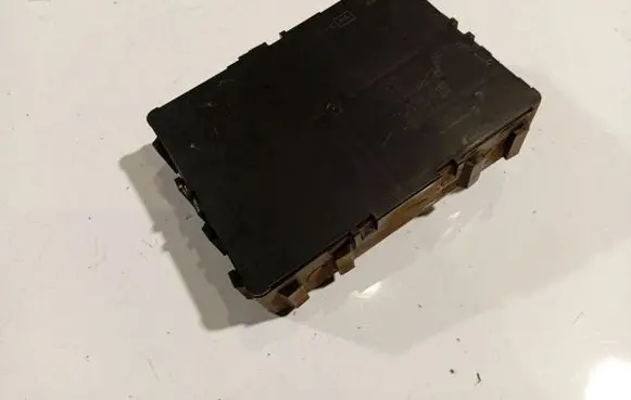 Suzuki Grand Vitara II Other control units/modules 3677065J50