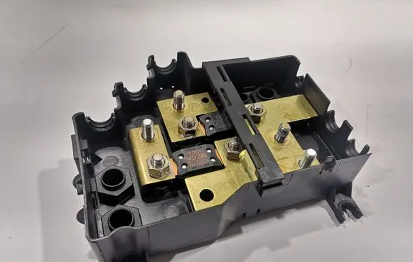 Volkswagen Phaeton Fuse box set 52931147