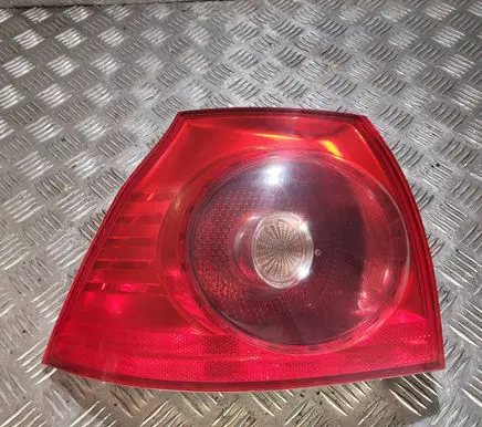 Volkswagen Golf V Rear/tail lights 1K6945095E 00998557 028490102A