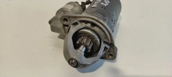 Mercedes-Benz Vito Viano W639 Starter motor