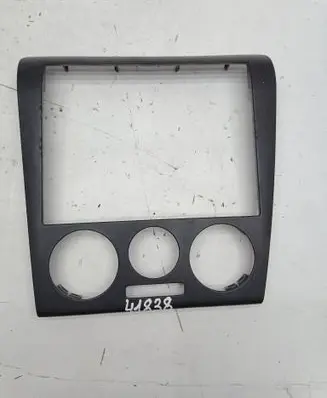 Skoda Octavia Mk1 (1U) Climate control/heater control trim 1U1863399