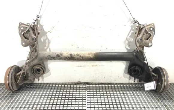 Opel Corsa E Rear beam 