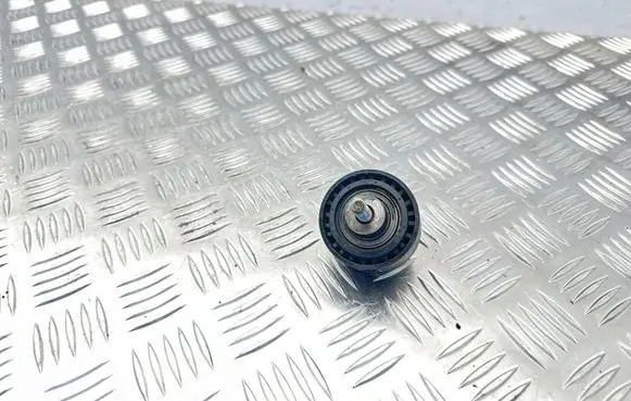 BMW 5 F10 F11 Alternator belt tensioner pulley