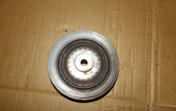 Renault Kangoo I Crankshaft pulley