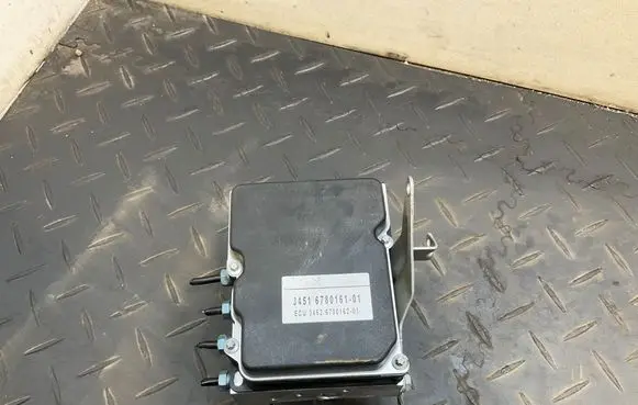 BMW 3 E90 E91 ABS Pump 6780161 6780162
