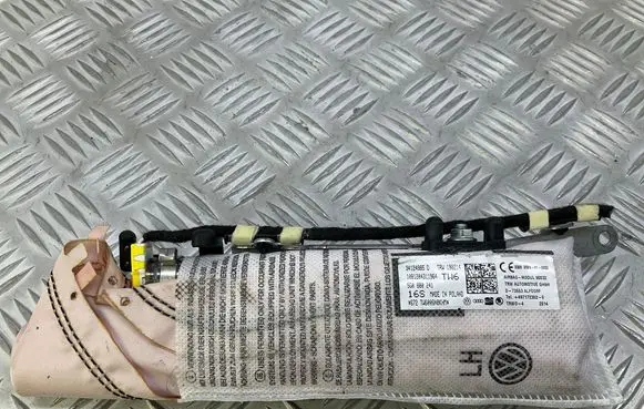 Volkswagen Golf VII Seat airbag 5G0880241