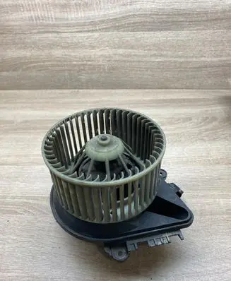 Renault Megane I Heater fan/blower A52656770C