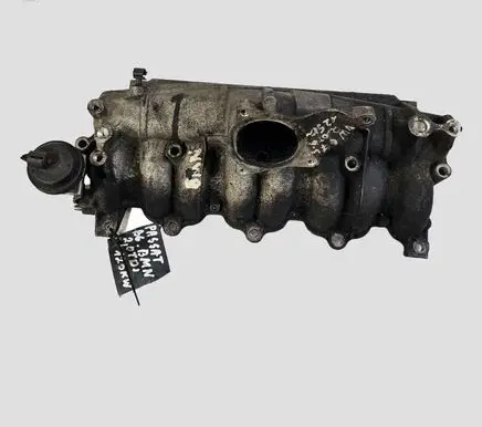 Volkswagen PASSAT B6 Intake manifold 03G129713H