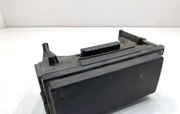 Jeep Grand Cherokee (WK) Fuse box set 04692085AB