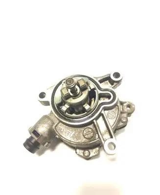 Volvo V60 Vacuum pump 31375107