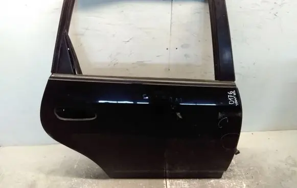 Honda Stream Rear door
