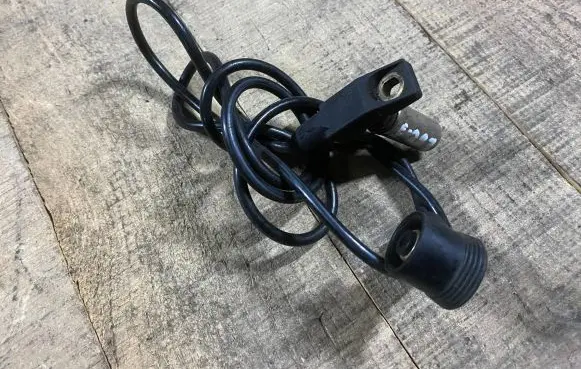 Mercedes-Benz C W202 ABS brake wheel speed sensor 0155452828 a0155452828
