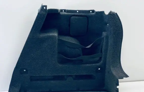 Trunk/boot side trim panel