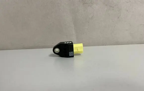 Lexus NX Airbag deployment crash/impact sensor 8983178020 526D61JD