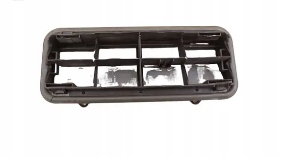 Nissan Juke II F16 Quarter panel pressure vent 8200213712