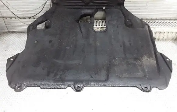 Ford Grand C-MAX Engine splash shield/under tray