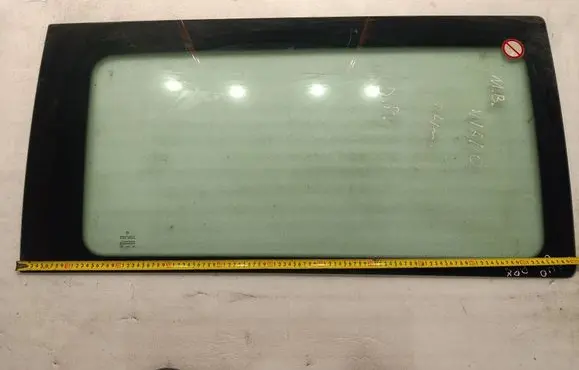 Mercedes-Benz Vito Viano W639 Rear side window DOT211M75AS2 43R000016