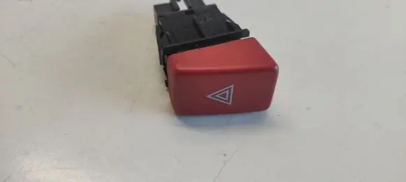 Honda Accord Hazard light switch M19902CMS5A AE1104 M19620