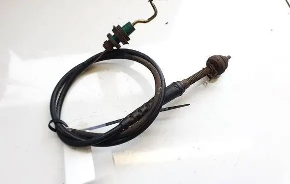 Volkswagen Golf II Throttle cable 
