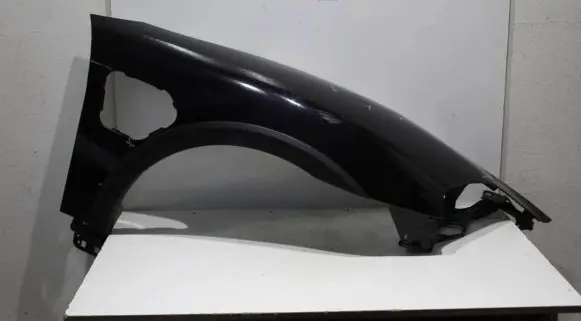 Porsche Taycan 9J1 Fender