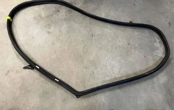 Mercedes-Benz CLS C218 AMG Rubber seal rear door A2187301378
