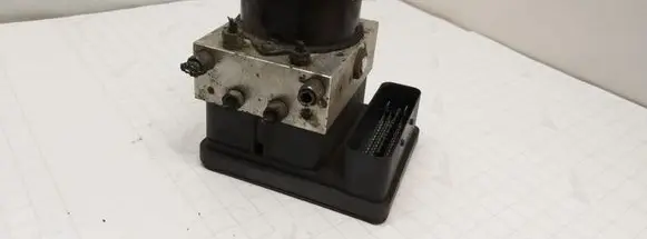 Volvo S40, V40 ABS Pump 30647857A 4N512C405AD 04W142