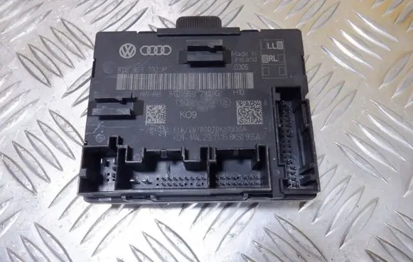 Audi A5 Sportback 8TA Door control unit/module 8T0959792P