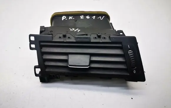 BMW 5 E60 E61 Dashboard side air vent grill/cover trim 6910731