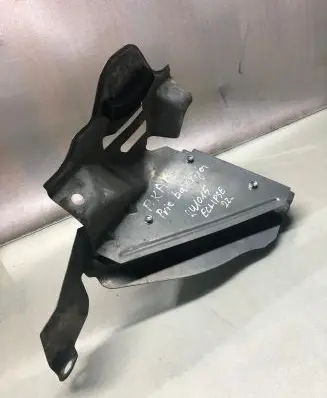 Mitsubishi Eclipse Cross Other engine bay part