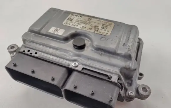 Mercedes-Benz B W245 Engine control unit/module A6401503734 1039S24788 0281015123
