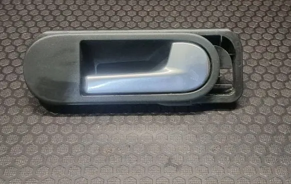 Volkswagen Golf Plus Rear door interior handle 5M0837198