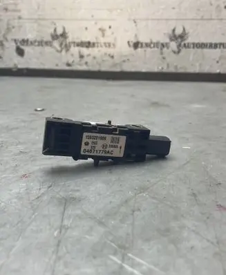 Chrysler 300 - 300C Airbag deployment crash/impact sensor 04671779AC 1593201886 200805