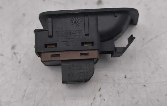 Audi A7 S7 4G Tailgate opening switch 4G8959830