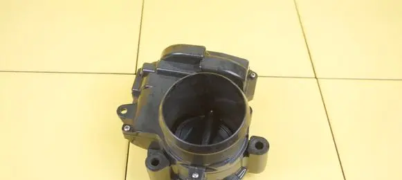 Citroen DS3 Throttle body valve V760491880 5FV